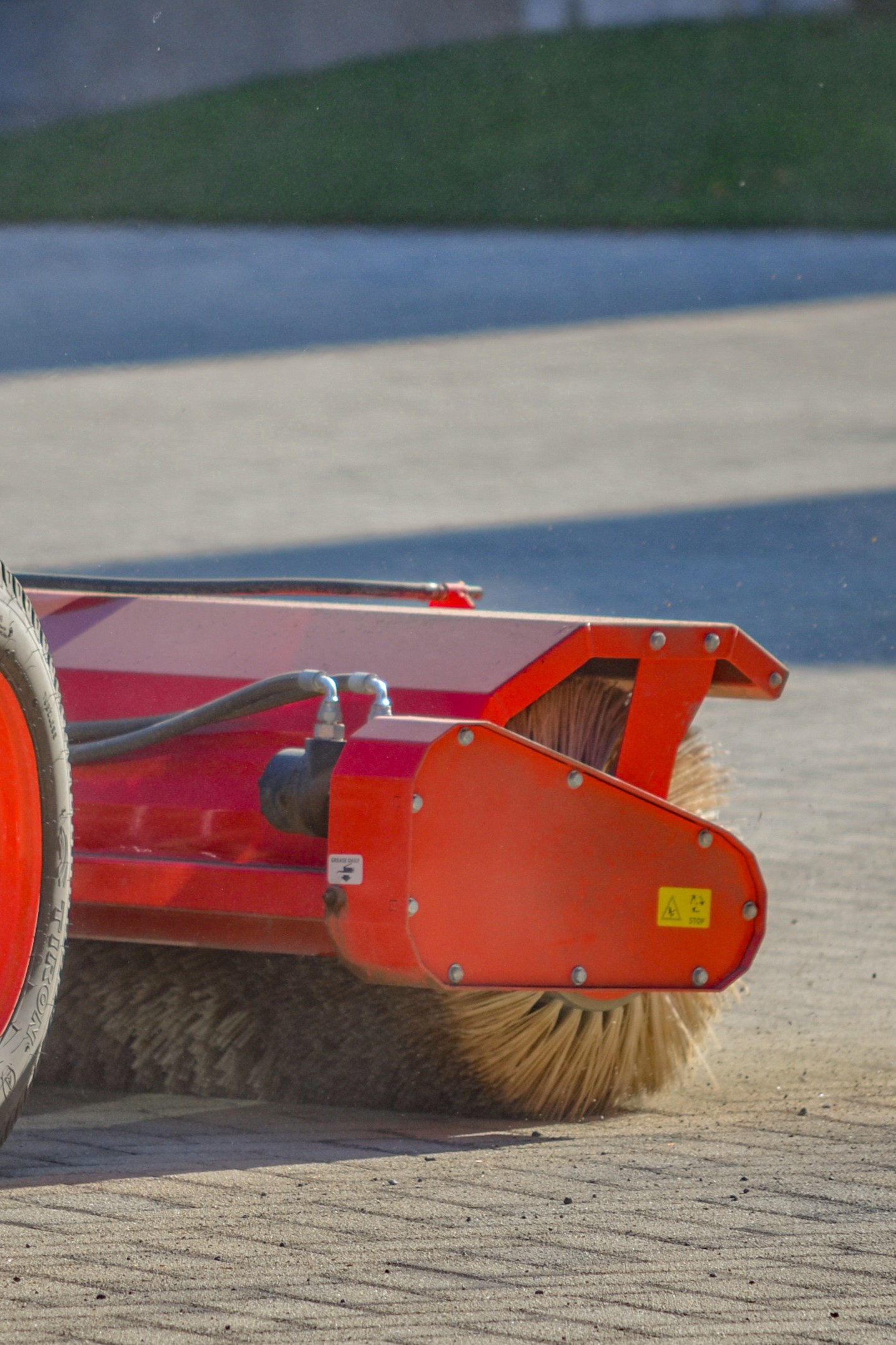 Sweepmaster brush saver technology