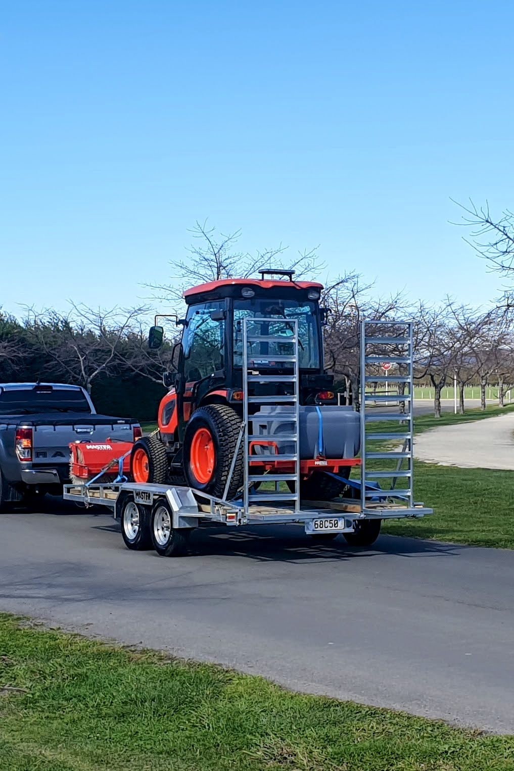 Sweepmaster easily transportable outside