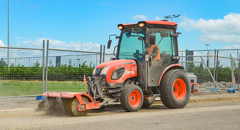 Sweepmaster Outside Sweeping Road